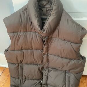 Old Navy Men's Dark Brown Puffer Vest